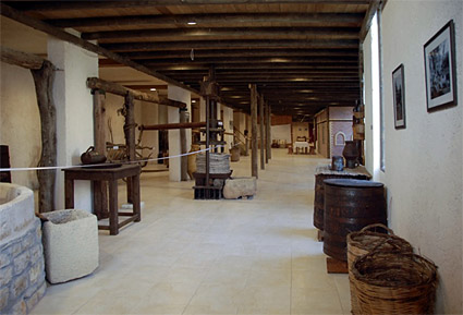 Λαογραφικό Μουσείο Αχαράβης